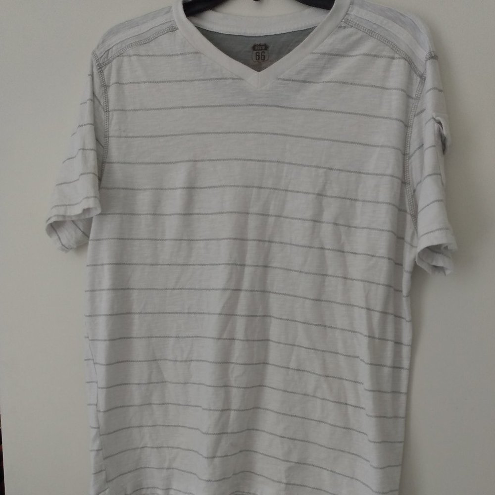 Route 66 V-neck two button shirt